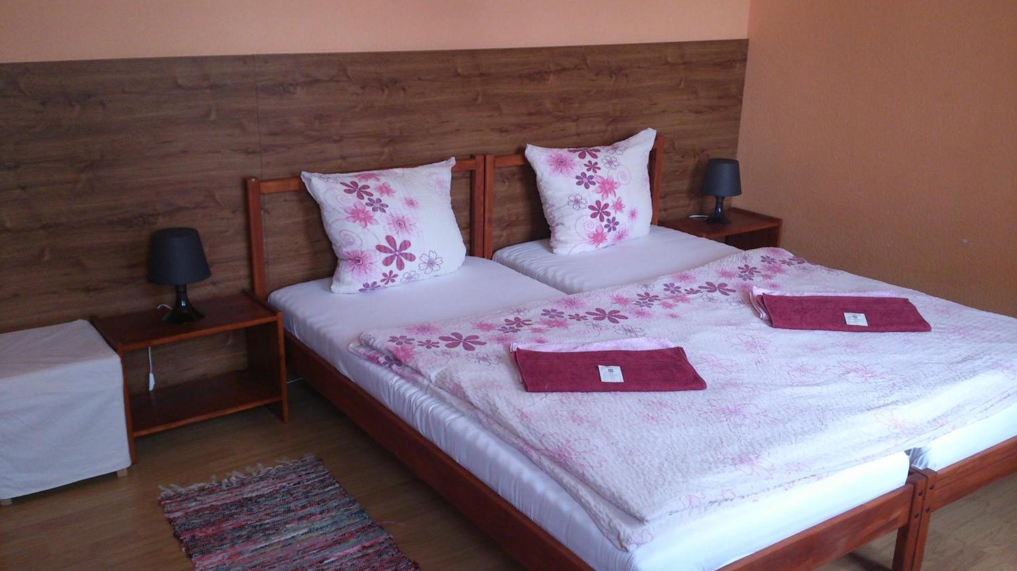 Hotel Alfa Trutnov Room photo