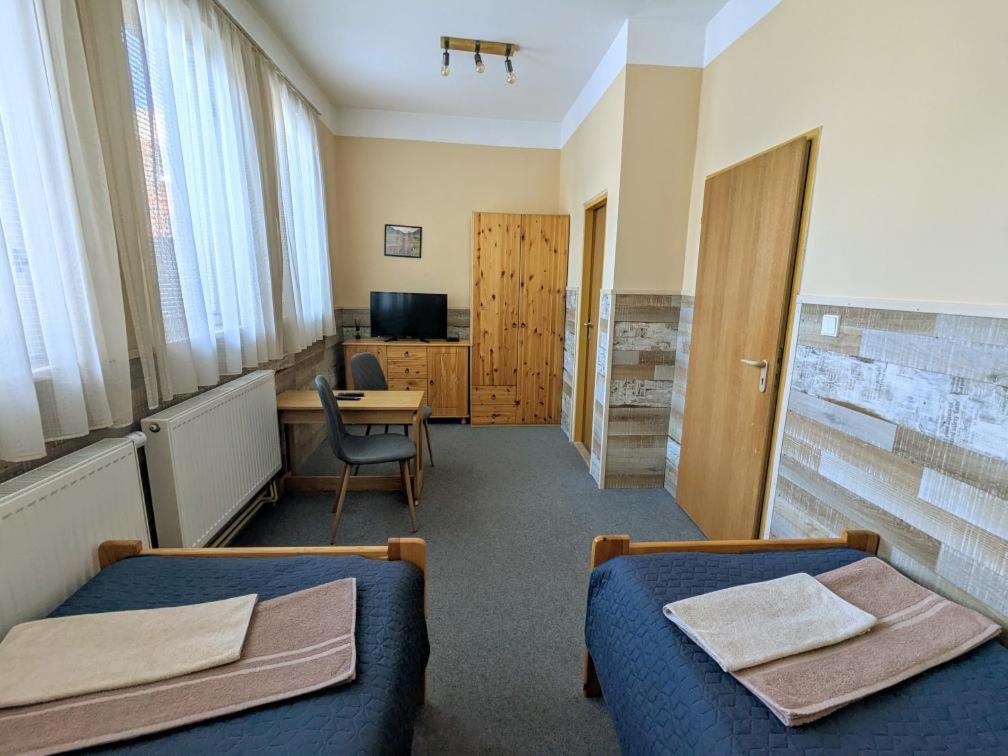 Hotel Alfa Trutnov Exterior photo