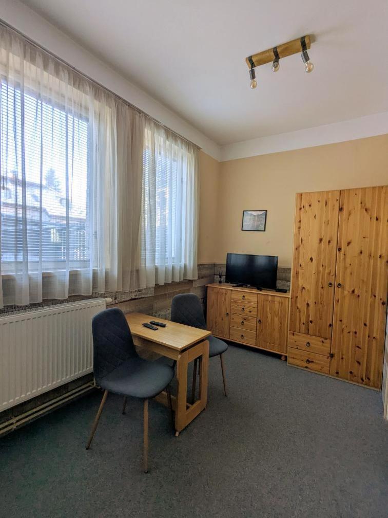 Hotel Alfa Trutnov Exterior photo