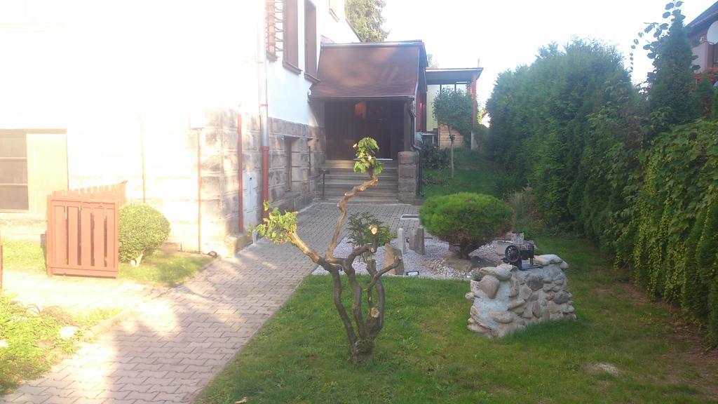Hotel Alfa Trutnov Exterior photo
